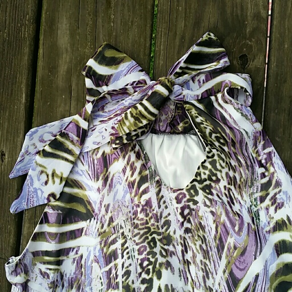 Business Blouse Tank with High Neck and Ruffles - Picture 3 of 5