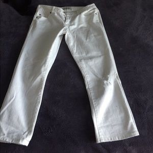 Aeropostale white Capri jeans