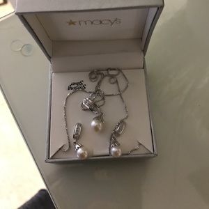 Bridge cultured pearl set!