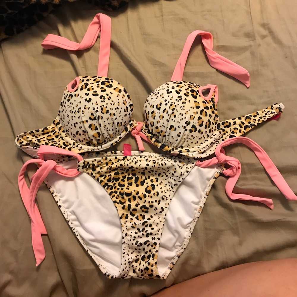 VS bombshell swimsuit