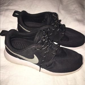 Women's Nike Roshe