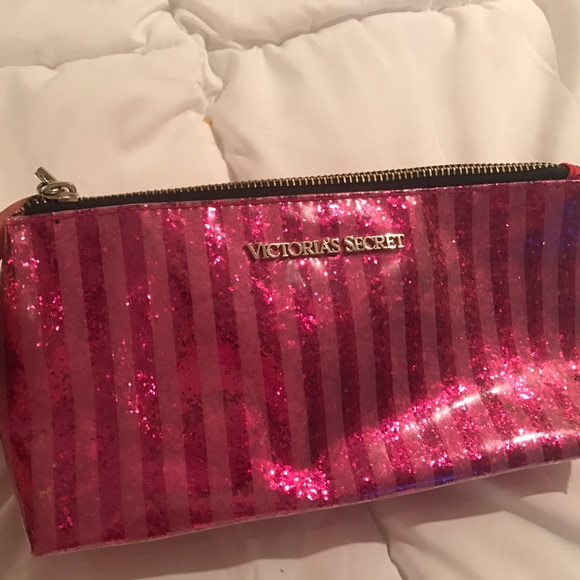 Victoria's Secret Handbags - Large Victoria's Secret Makeup Case