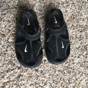 Toddler water sandals