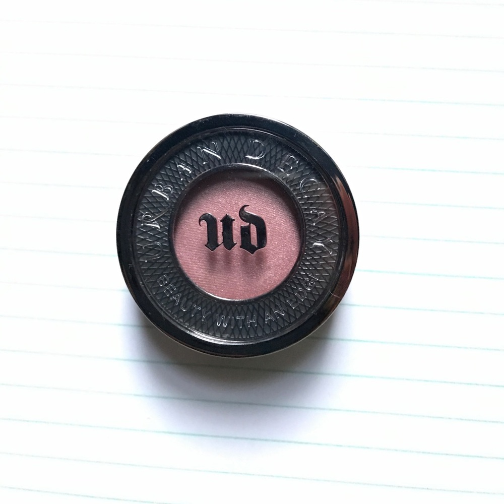 FULL SIZE urban decay eyeshadow