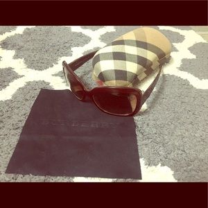 Burberry Sunglasses-AUTHENTIC