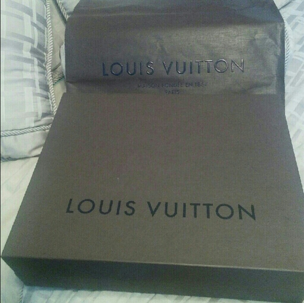 Louis vuitton box and shopping bag