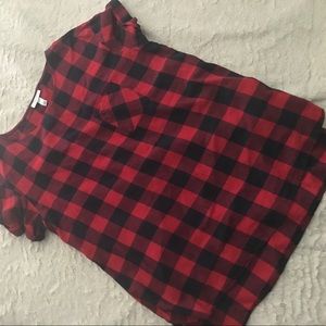 Plaid red and navy maternity top