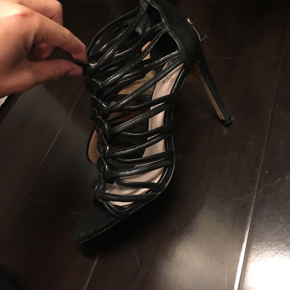 Black strappy Vince Camuto Heels