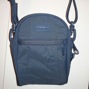 Pacsafe Metrosafe 100 GII Crossbody