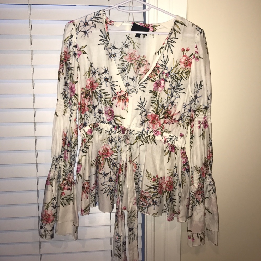Intermix top