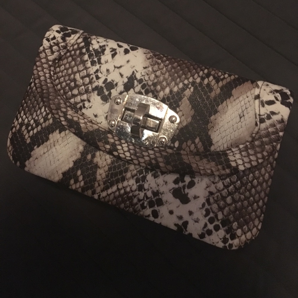 Snake skin (synthetic) clutch #NWT