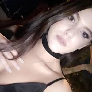 Meet your Posher, Lily