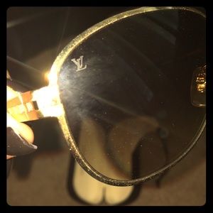 Louis Vuitton men sunglasses