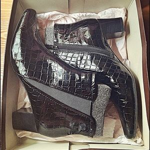 Bandolino Faux Snakeskin Boots