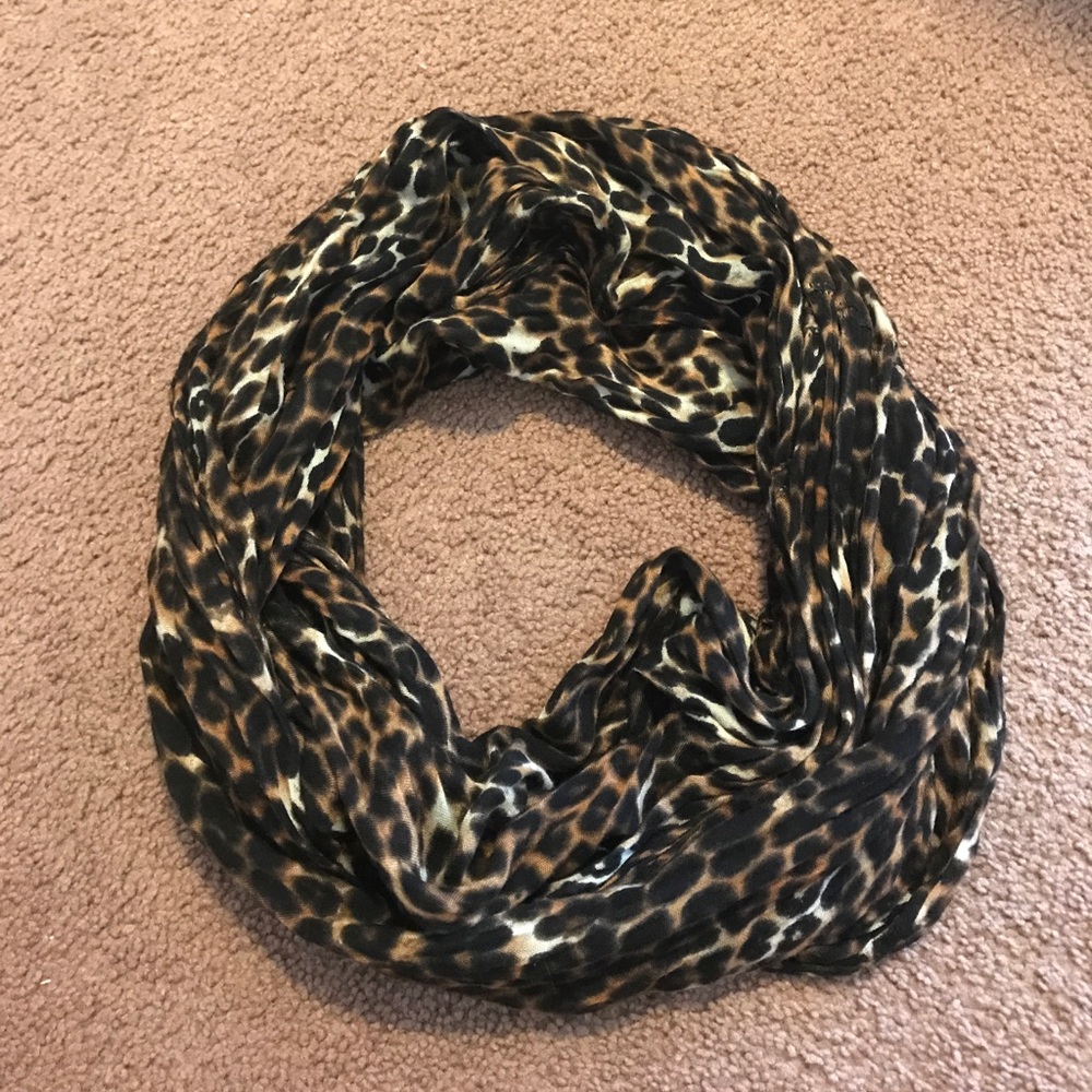 Express infinity scarf