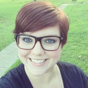 Meet your Posher, Kelsey