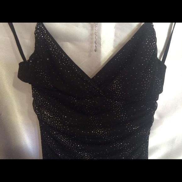 Black cocktail dress - Picture 3 of 5