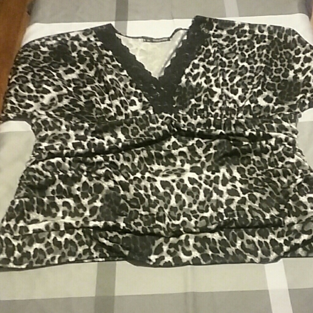 Maurices Animal Print Top, Size 3 (Re-Posh)