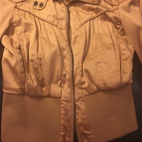Arden B small gold jacket 💁🏻 Gently Used - Picture 5 of 6