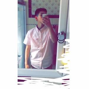 Meet your Posher, Alexis