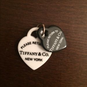 Return to Tiffany & Co pendant
