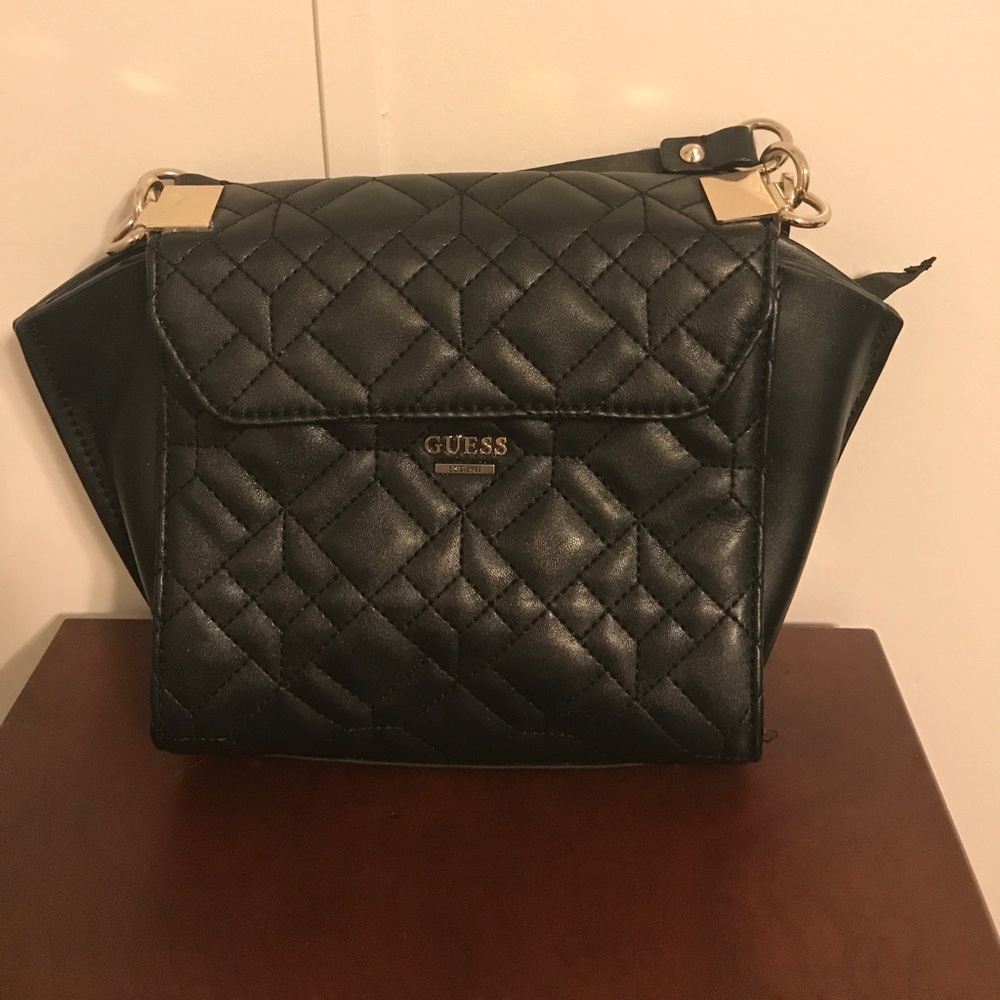 Black Guess small purse