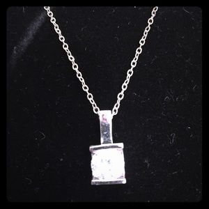 IN STOCK Limited edition solitaire necklace