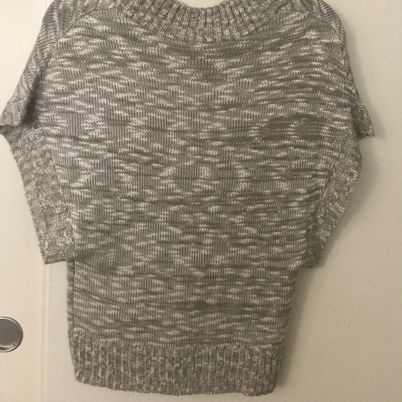 Top - Picture 4 of 4