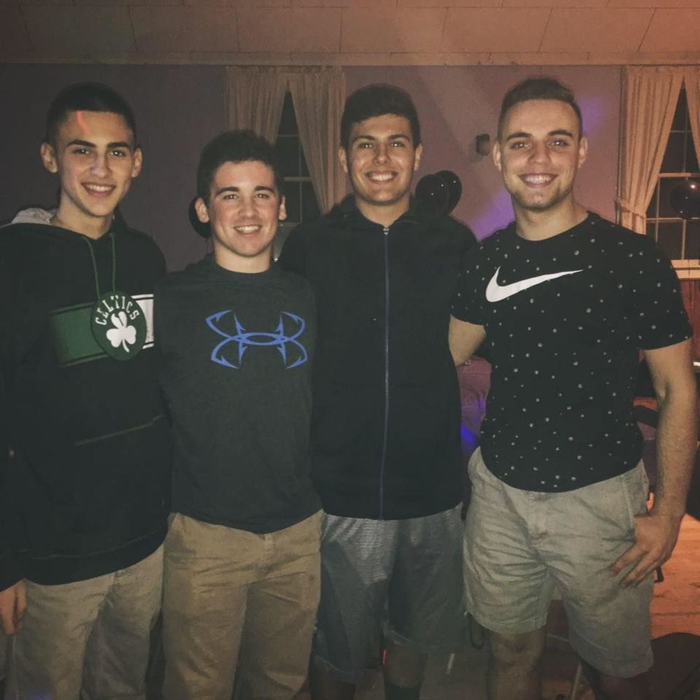 Meet your Posher, Cameron