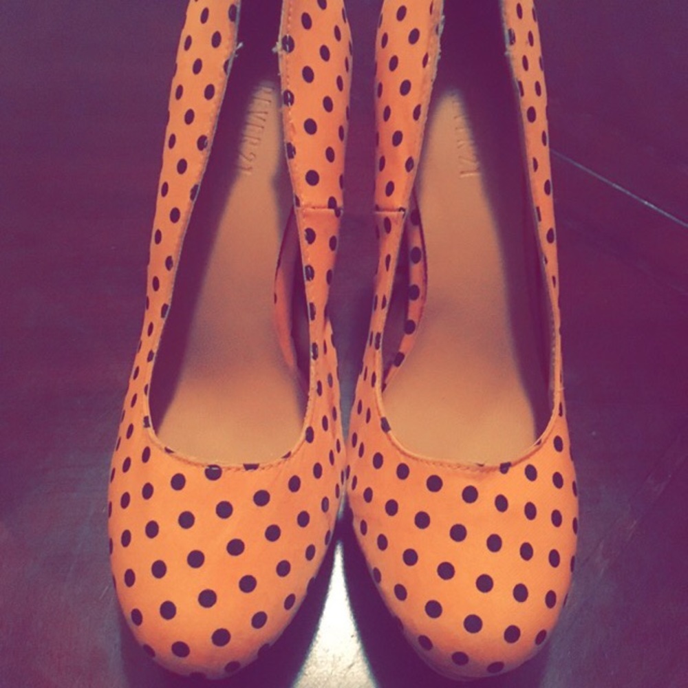 Poker dot shoes 👠👠