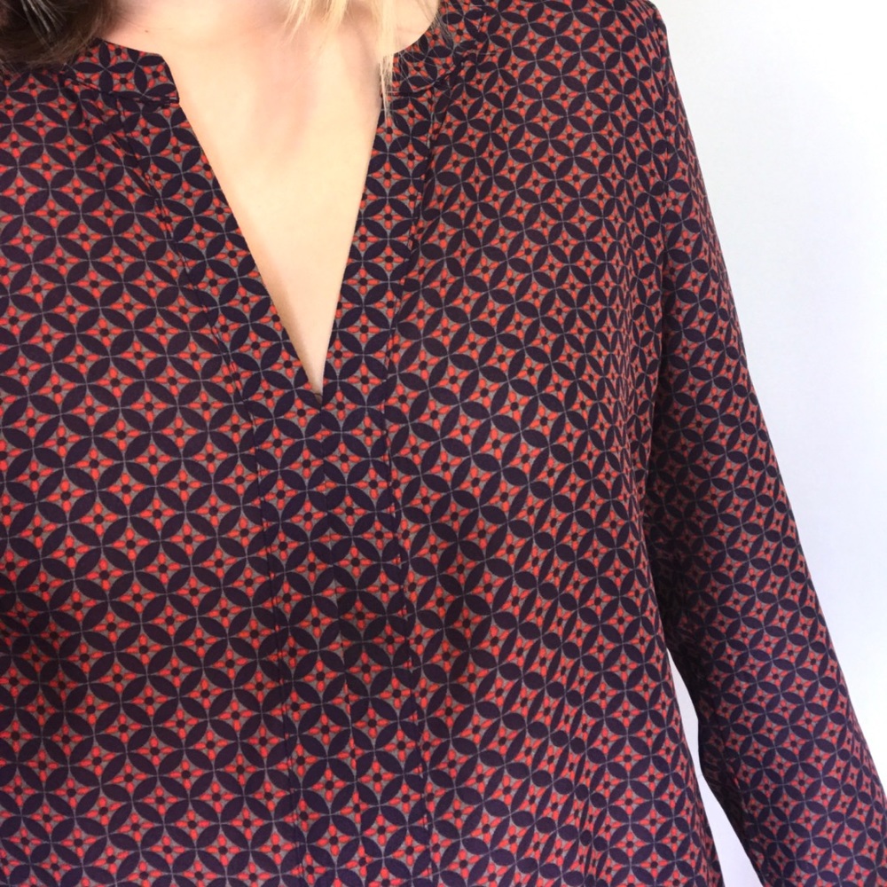 Patterned long sleeve blouse