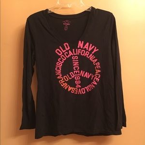 Old Navy long sleeved tee