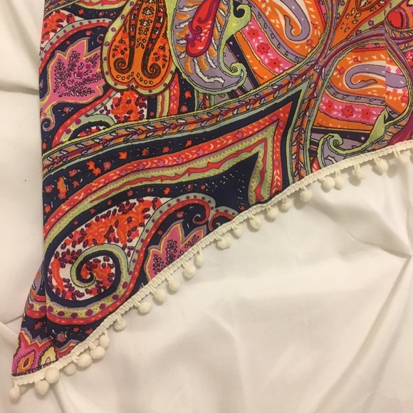 Open back patterned halter top tank top - Picture 2 of 4