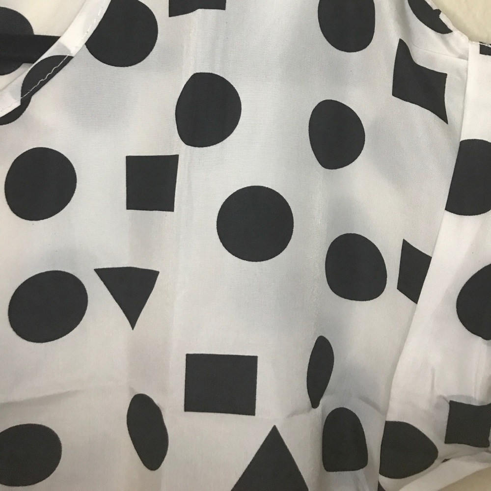 Top/blouse - Picture 2 of 3