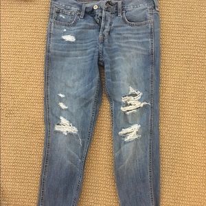 Hollister boyfriend jeans
