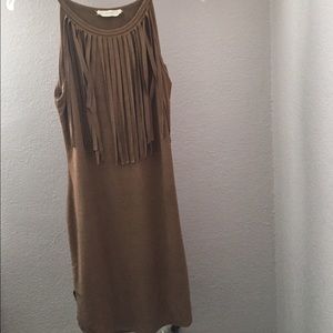 brown dress.