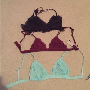 3 bralettes