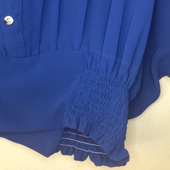 Top - Picture 3 of 4