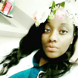 Meet your Posher, April