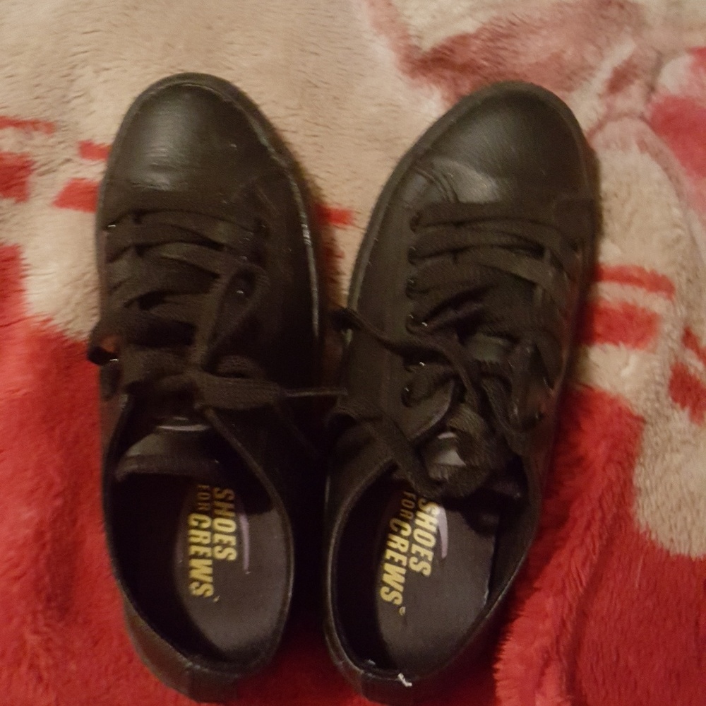 Shoes for crews