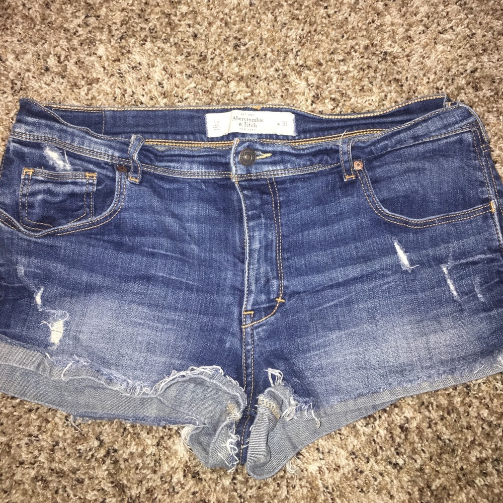 gently worn Abercrombie shorts