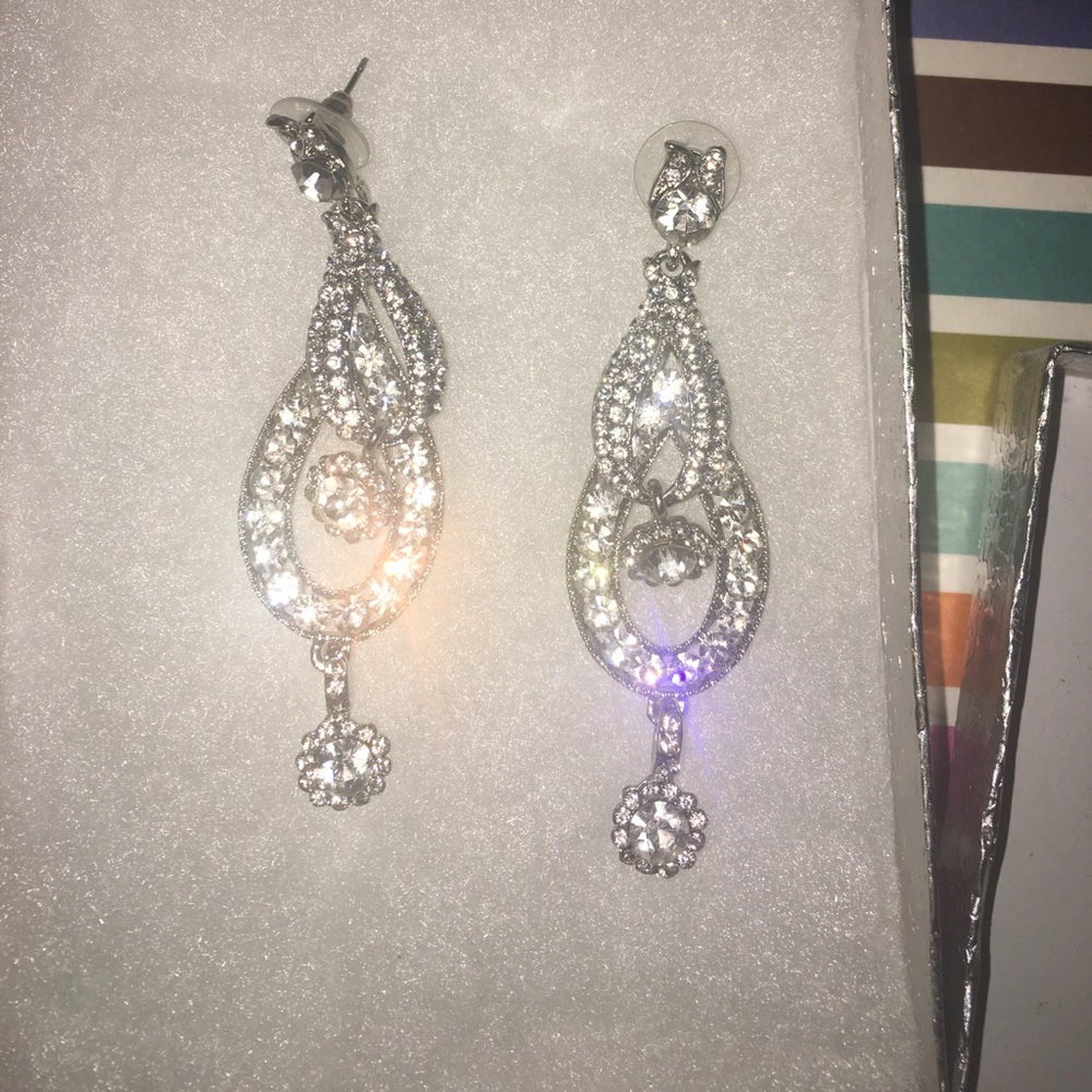 Very elegant earrings