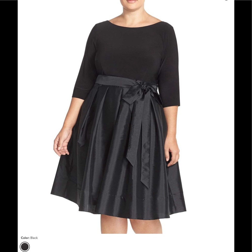 🆕 Adrianna Papell velvet tafetta dress holidays - Picture 1 of 5