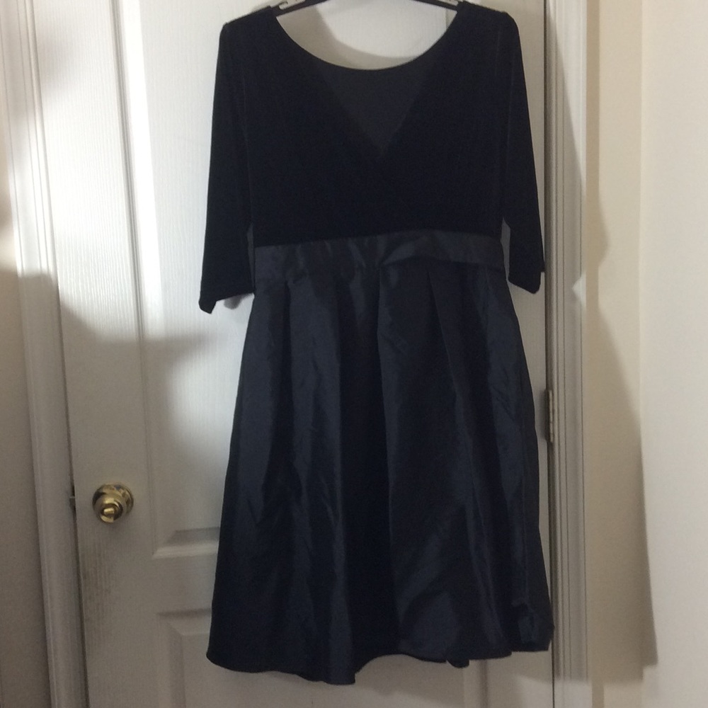 🆕 Adrianna Papell velvet tafetta dress holidays - Picture 4 of 5