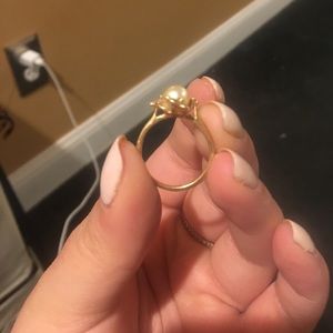 Gold pearl ring.14k
