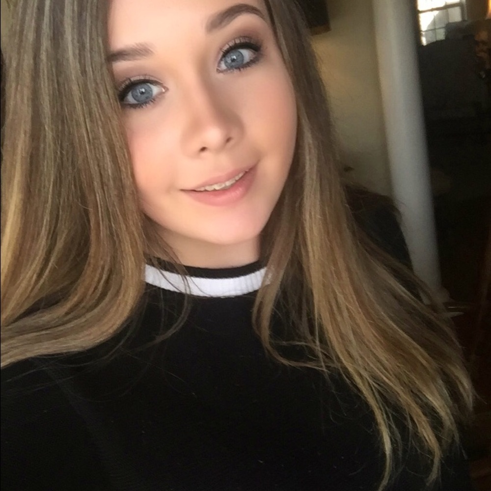 Meet your Posher, Lily