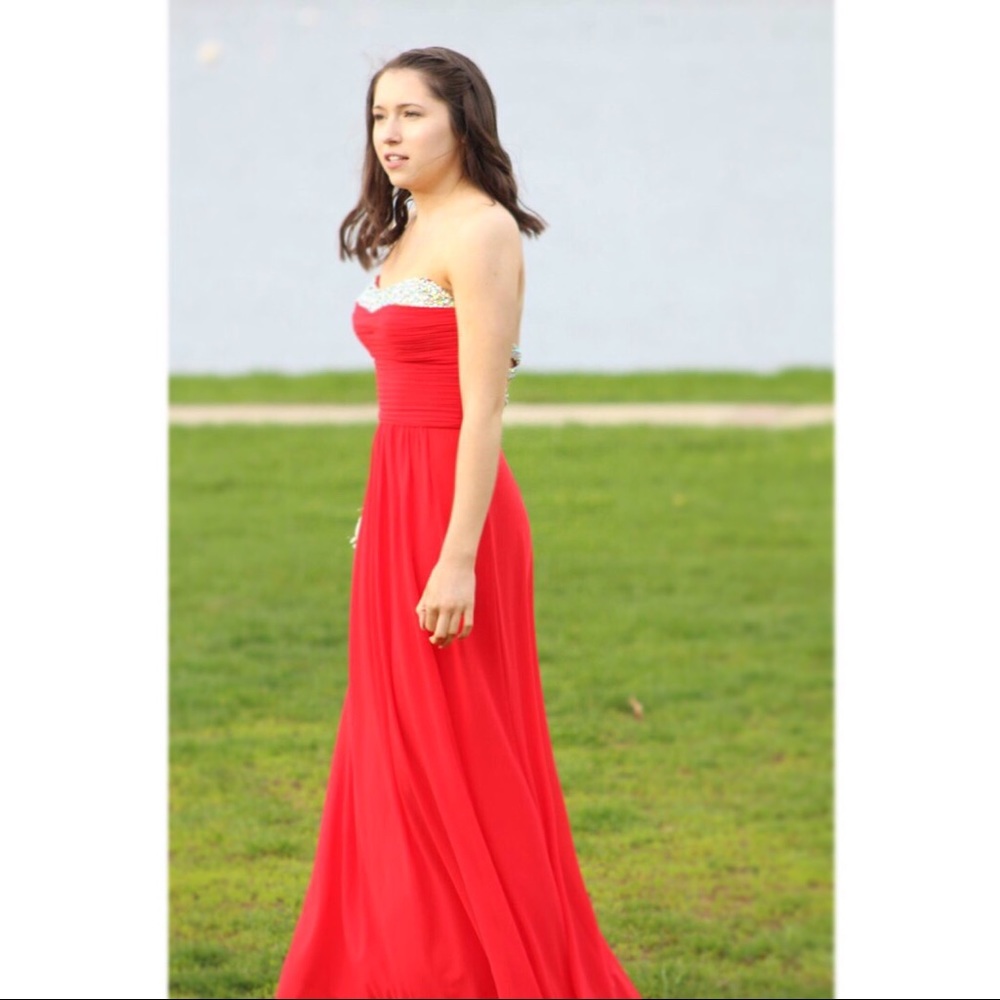 Red 2017 prom dress