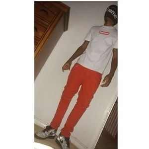 Meet your Posher, Adrian