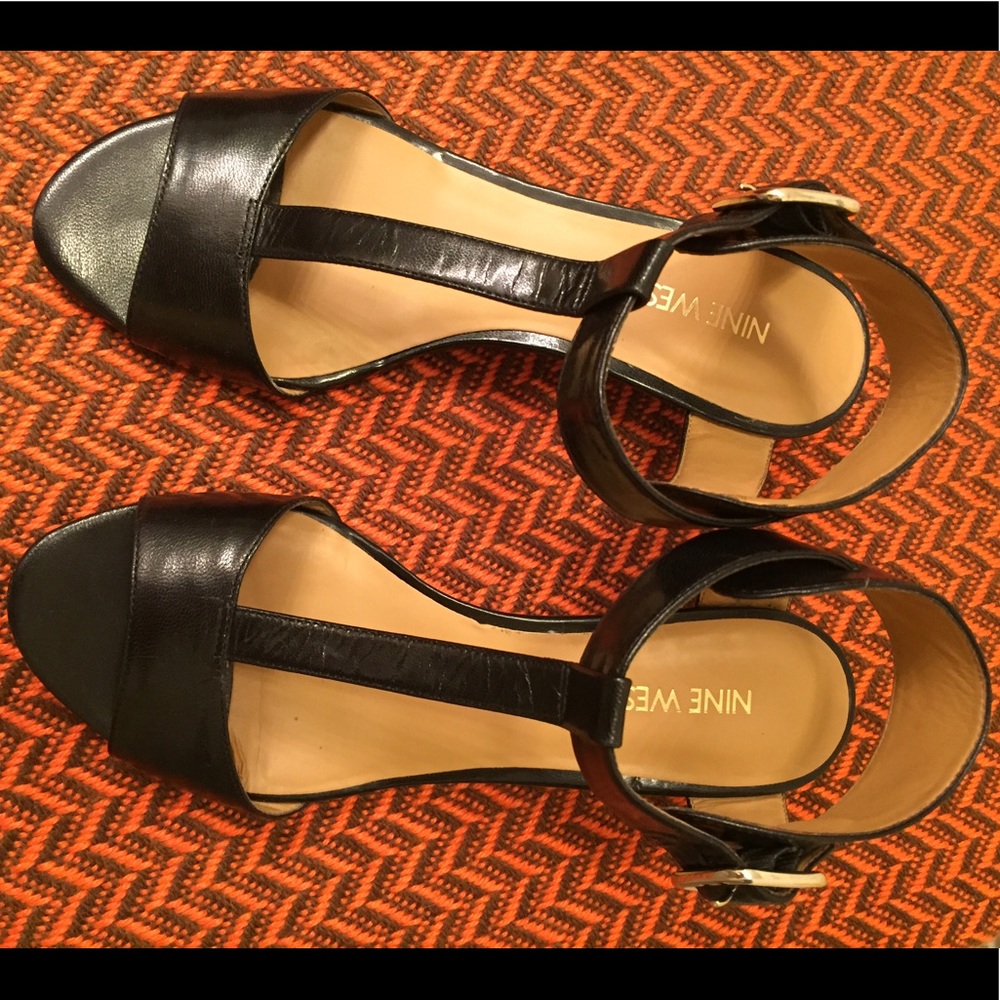 Black leather sandals