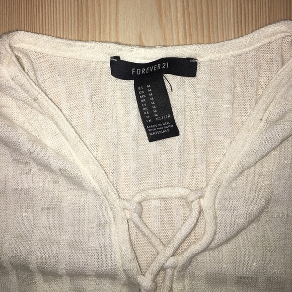 Long sleeve tie up crop top - Picture 3 of 3